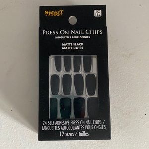 Press On Nail Chips Matte Black Spirit